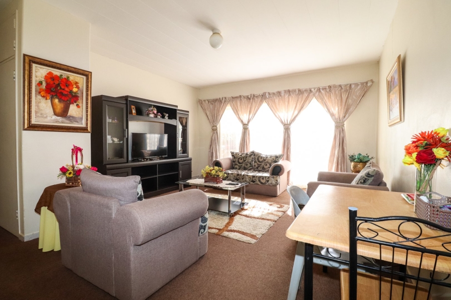 2 Bedroom Property for Sale in La Hoff North West